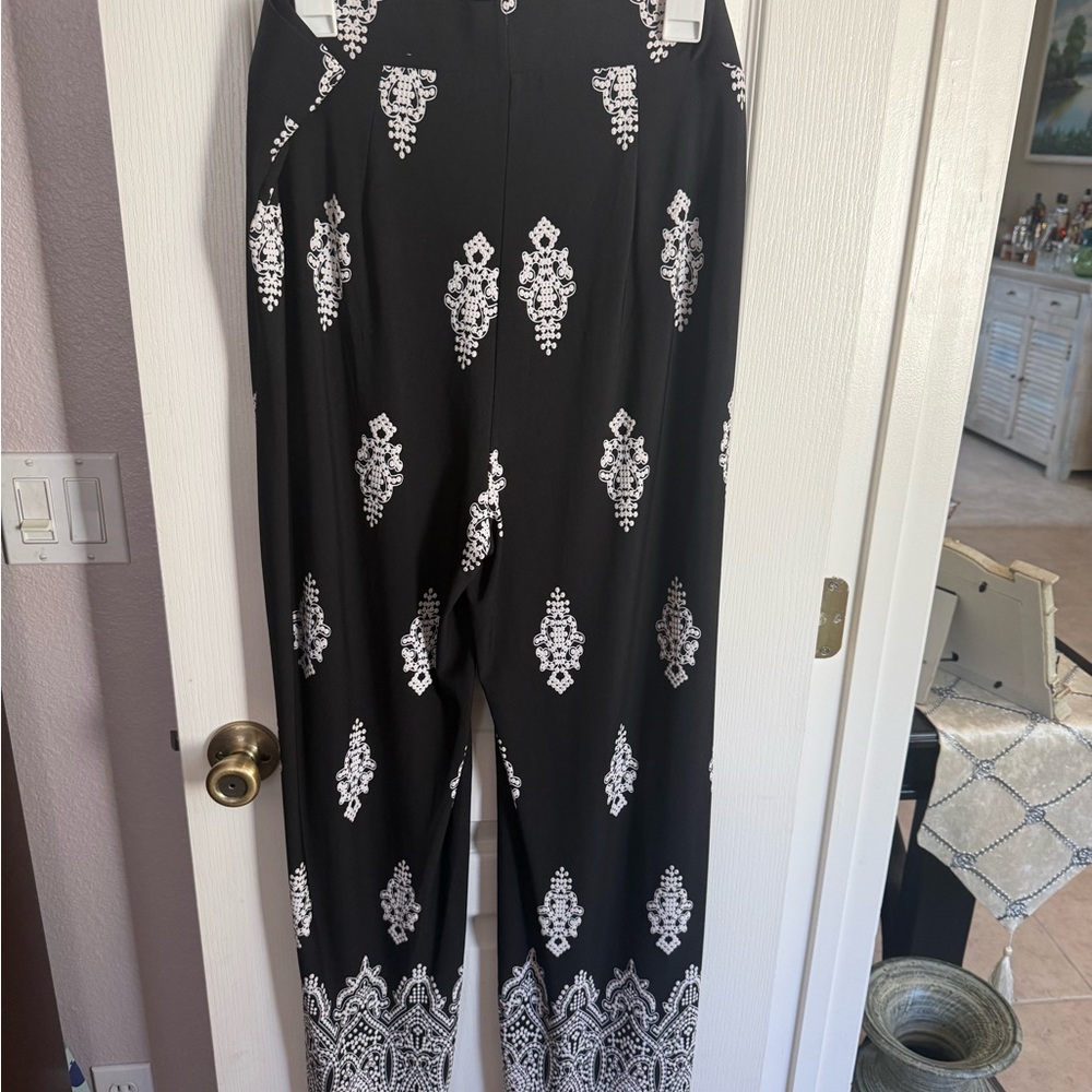 Black & White Printed Wide-Leg Pants